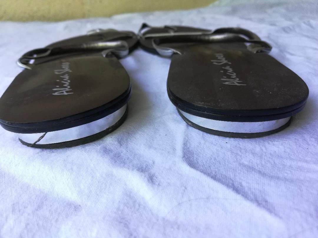 Zilveren teenslippers maat 39 – photo 18